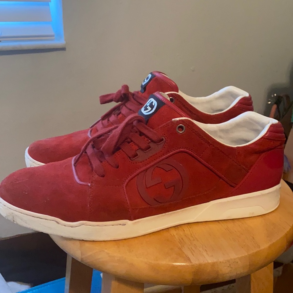 2013 GUCCI SNEAKERS - size 13.5- red & white